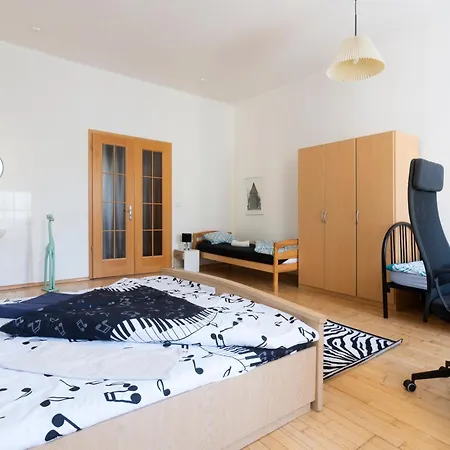 Apartment Stepanska *